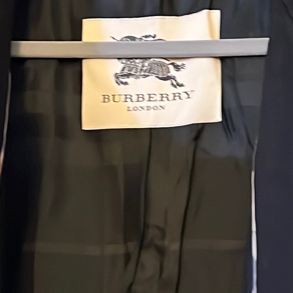 Burberry London wool cashmere Classic black coat 🧥 used a few times - Picture 5 of 14